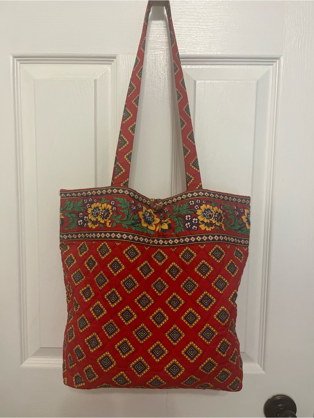 Vera Bradley “Villa Red” tote bag - like new